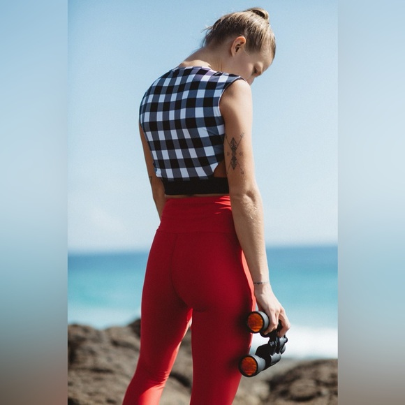 Like new Salt Gypsy Libby Surf Leggings, Small - Picture 6 of 6